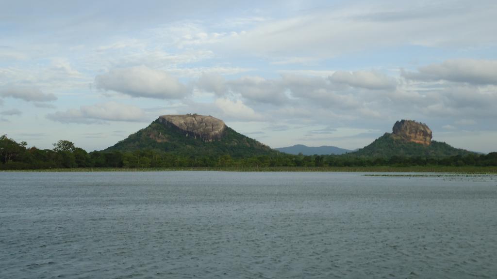 Sigiri Picaso Home Stay สิกิริยา ภายนอก รูปภาพ