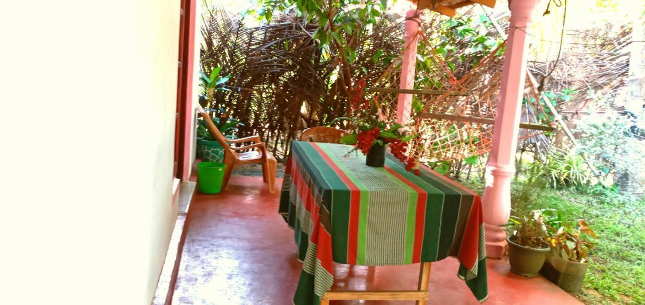 Sigiri Picaso Home Stay สิกิริยา ภายนอก รูปภาพ